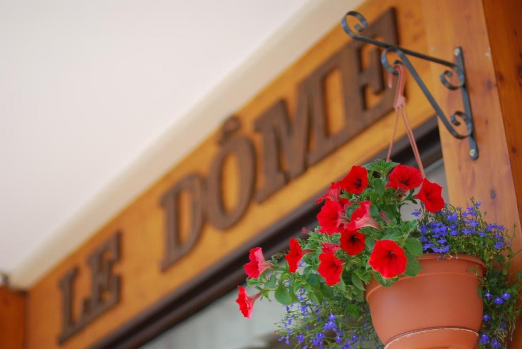 Hotel Le Dome Альп-д'Юэз Экстерьер фото